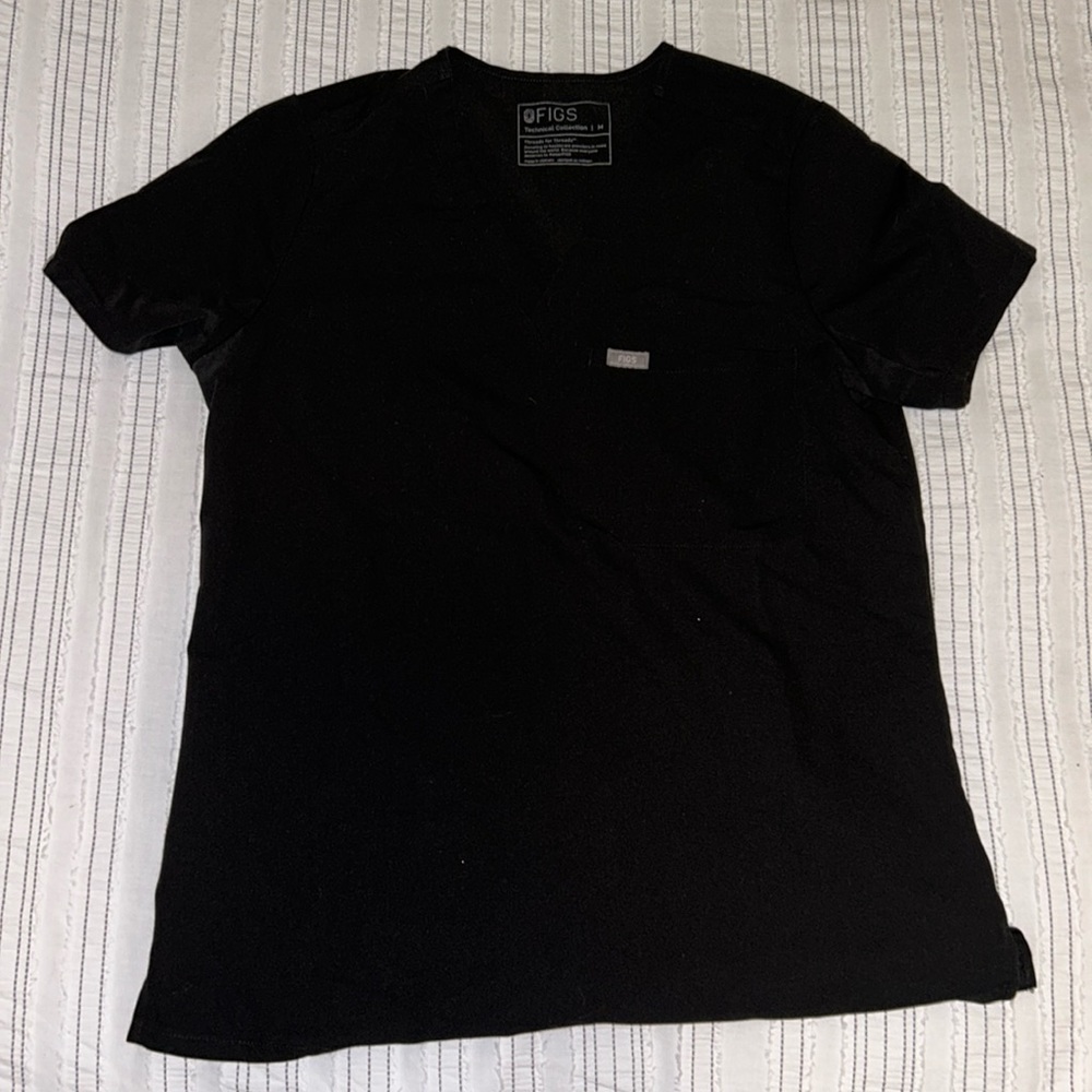 Figs catarina top black size medium and small